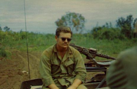 TOM_BYRD.jpg (19951 bytes)
